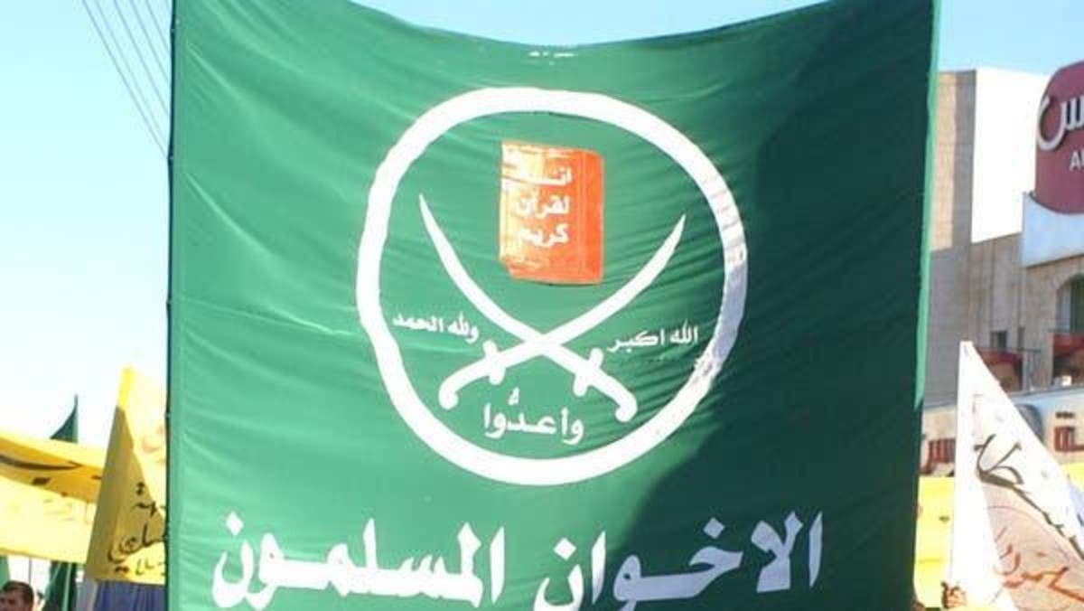 وزير سعودي يوجه انتقادات شديدة للإخوان المسلمين محذرا من خطرهم