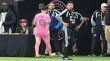 ميسي يخرج مصابا من مباراة إنتر ميامي قبل كأس العالم