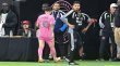 ميسي يتعرض لإجهاد عضلي قبل كأس العالم والعودة غير مؤكدة