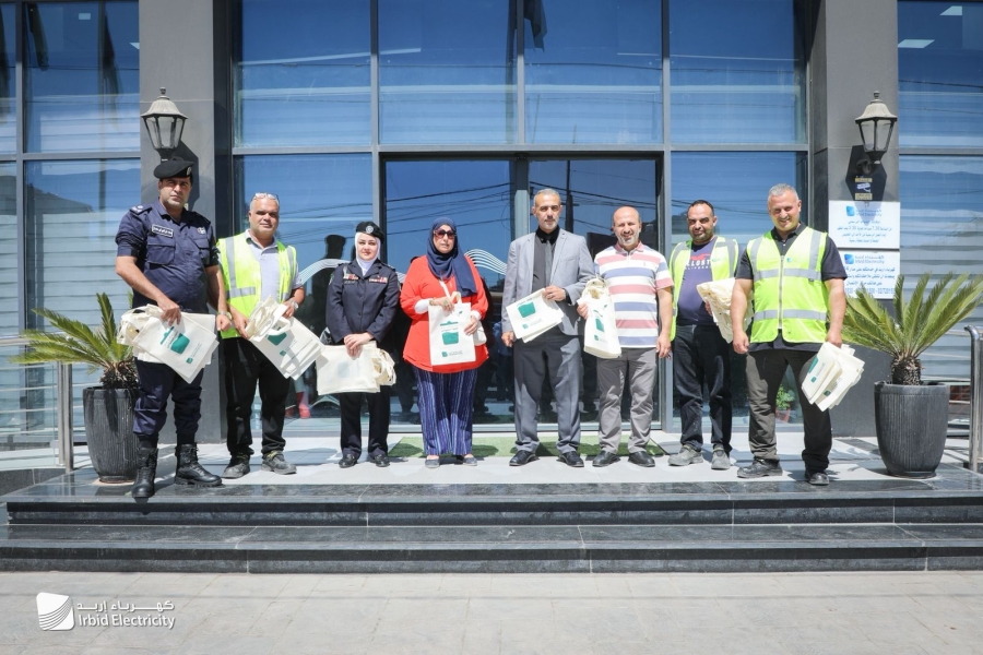 {title}