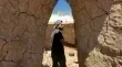 من الطين الى السكن.. كيف يعيد غزيون بناء كرامتهم في زمن النزوح