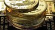 استقرار اسعار الذهب عالميا وسط ترقب بيانات الوظائف الامريكية وتوترات الشرق الاوسط