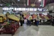 تضخم قياسي في ايران يلتهم موائد الايرانيين ويحول الطبقة الوسطى الى فقراء