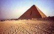 نظام مائي هندسي مذهل بجوار الهرم الاحمر يفك لغز بناء الاهرامات