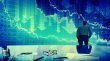 الدولار يتراجع والذهب يواصل الصعود مع تغير توقعات الفائدة الاميركية