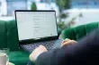 دليل شامل للتحقق من دقة معلومات الذكاء الاصطناعي وتجنب الهلوسة الرقمية