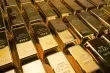 الذهب يسجل ادنى مستوى في 3 اسابيع وسط توترات جيوسياسية وترقب بيانات الوظائف