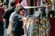 موجة غلاء تضرب اسعار الملابس العالمية بسبب التوترات الجيوسياسية