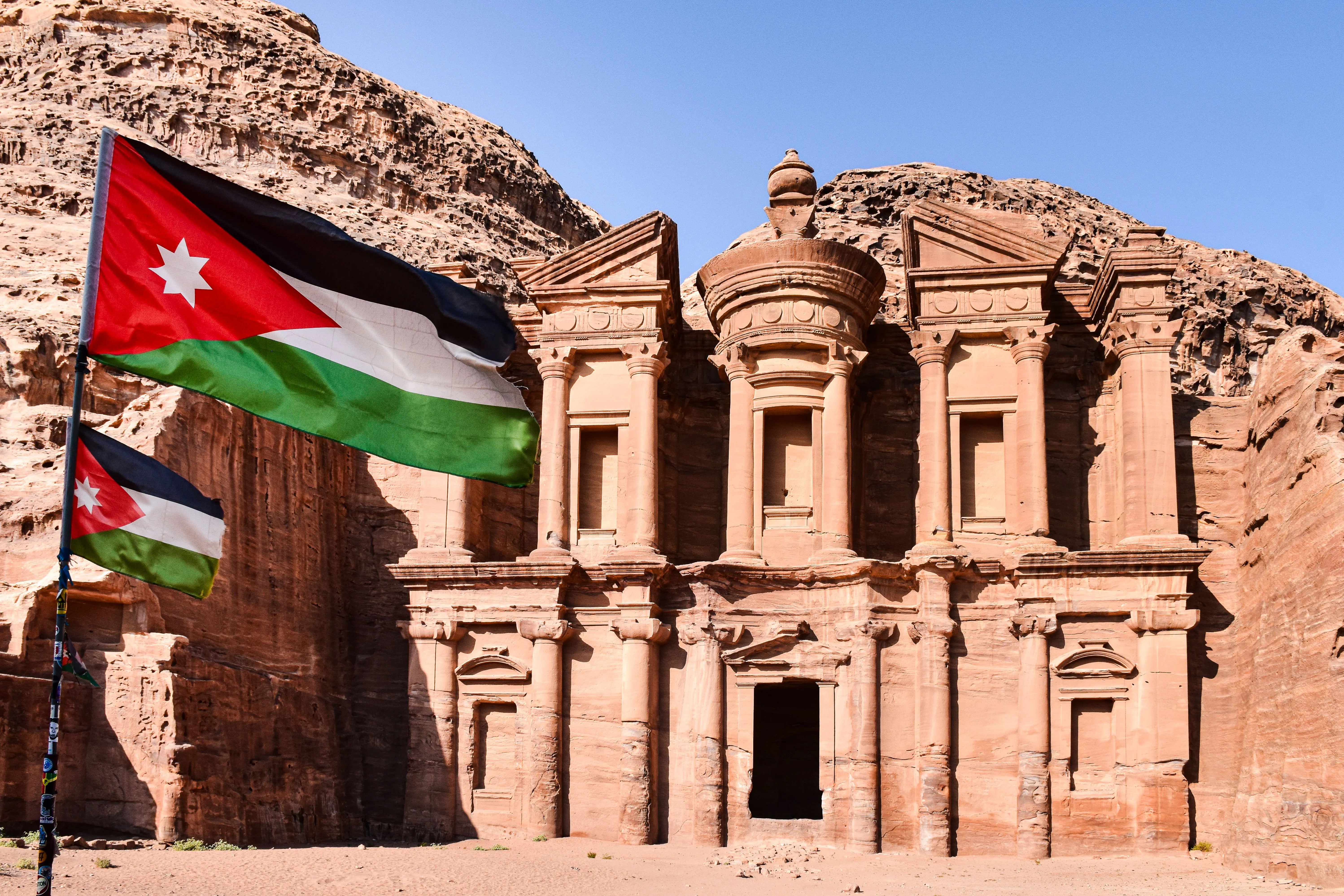 {title}