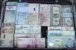 انهيار تاريخي للريال الايراني امام الدولار وسط اضطراب الاسواق