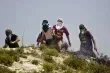 تصاعد هجمات المستوطنين في الضفة الغربية: خارطة الدم والانتهاكات