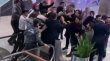 احتجاجات في اسطنبول تطارد مواطنة تحمل الجنسية الاسرائيلية داخل مركز تجاري