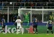 انتر ميلان يخطف صدارة الدوري الايطالي بانتصار درامي امام فيورنتينا