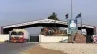 عبور حافلات النقل إلى سوريا بعد إعادة فتح معبر نصيب الحدودي
